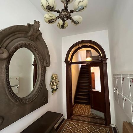 Retro Appartement Im Herzen Von Koeln Deutz Ngoại thất bức ảnh