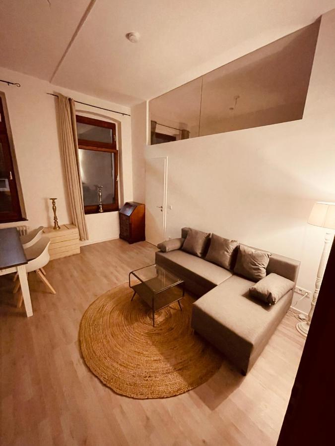 Retro Appartement Im Herzen Von Koeln Deutz Ngoại thất bức ảnh