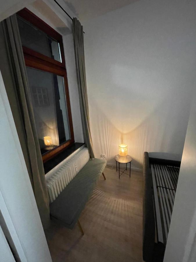 Retro Appartement Im Herzen Von Koeln Deutz Ngoại thất bức ảnh